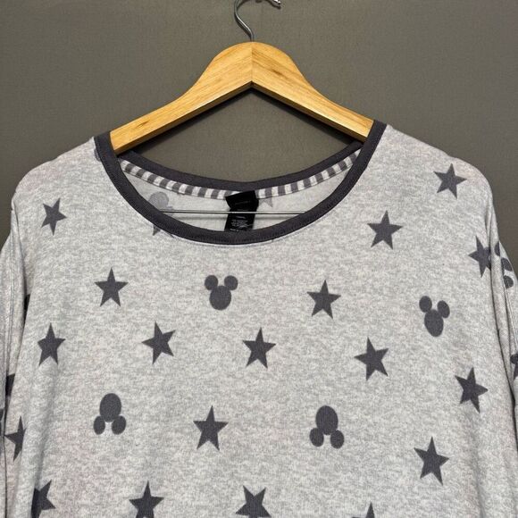 Disney Women’s Stretch Long Sleeve Size 2XL Polyester Spandex Blend Mickey Mouse - Picture 2 of 8